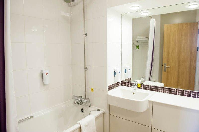 Premier Inn London Ilford Ngoại thất bức ảnh