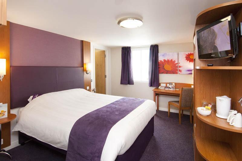 Premier Inn London Ilford Ngoại thất bức ảnh
