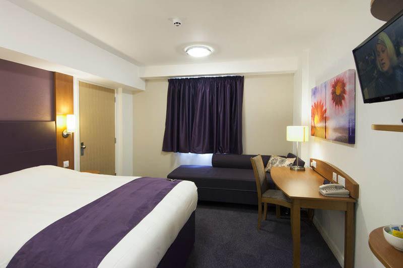 Premier Inn London Ilford Ngoại thất bức ảnh
